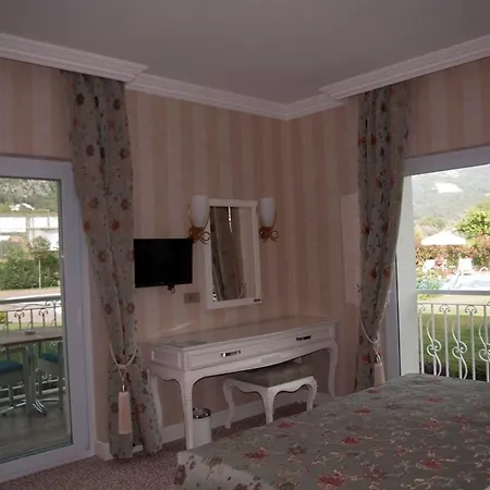 Отель Grand Gocek 2*